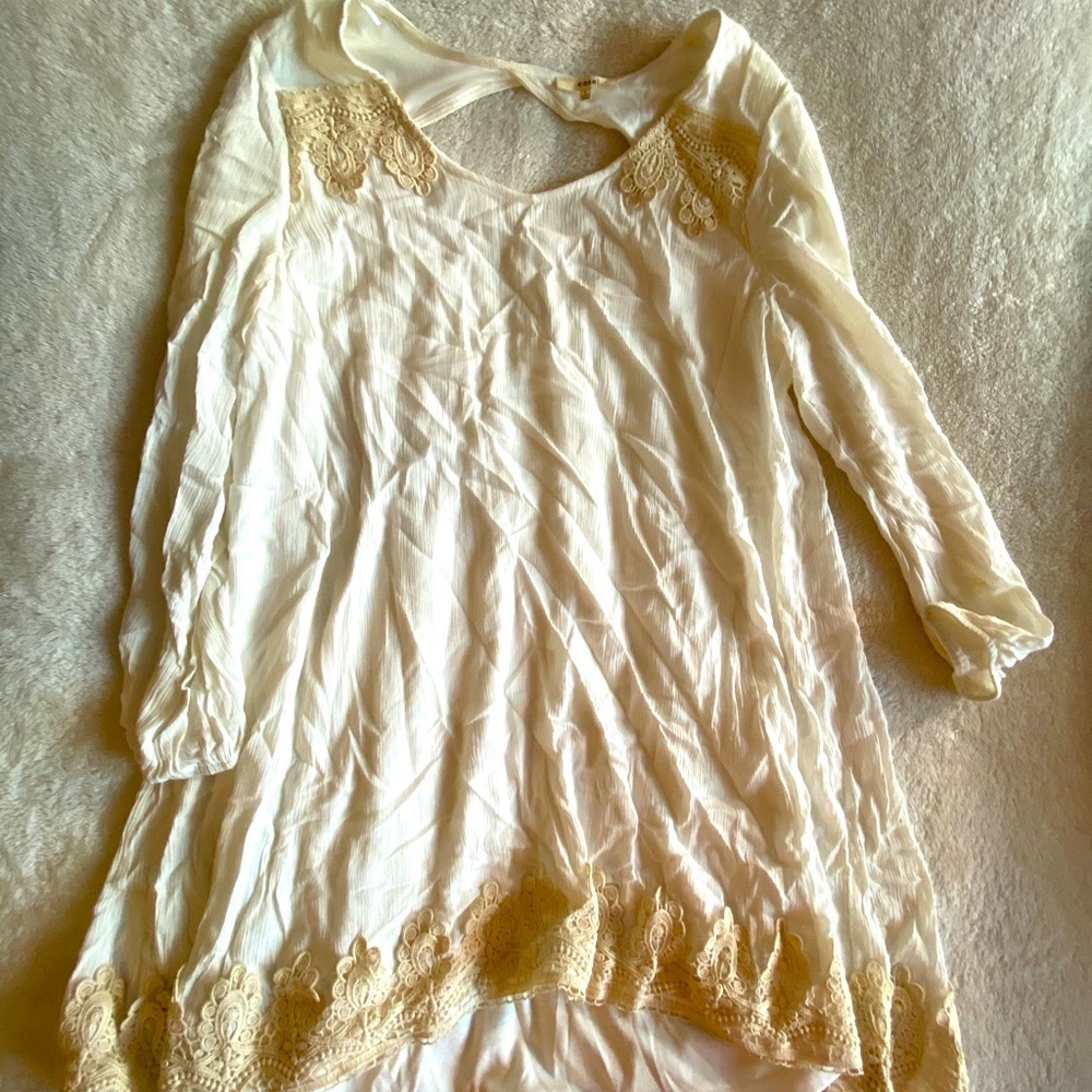 White Easel blouse.